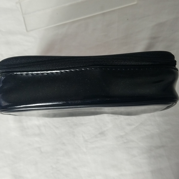 BENEFIT LAUGHTER IS THE BEST COSMETIC, MAKEUP BAG - Picture 4 of 8